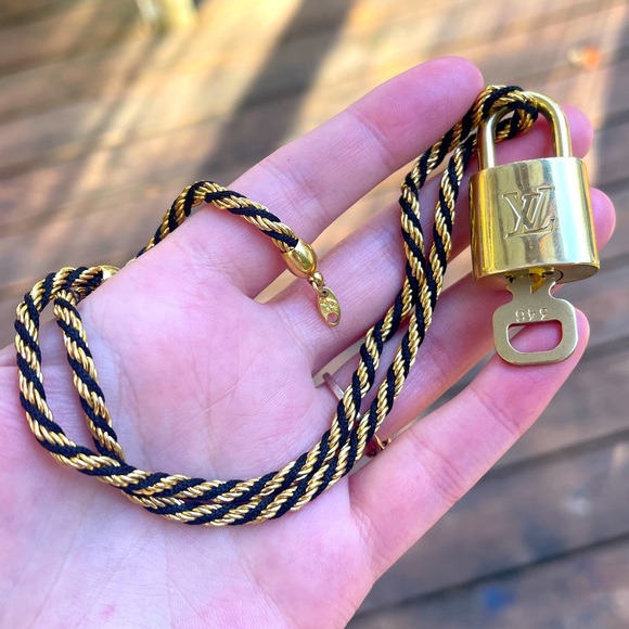Louis Vuitton Lock Key necklace Number 346 Trifari rope chain vintage lv gold - Picture 3 of 15